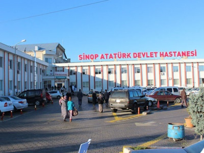 Sinop'ta Başhekim ve eşi gözaltına alındı.