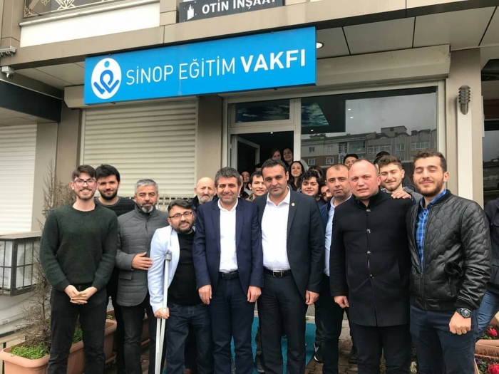 CHP’Lİ KARADENİZ SİNOP EĞİTİM VAKFI ÖĞRENCİLERİYLE BULUŞTU!