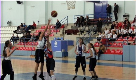 ANALİG Basketbol müsabakaları  tamamlandı.  Anadolu Yıldızlar Ligi Basketbol  Kız / Erkek grup müsabakaları Sinop’ta  gerçekleştirildi.