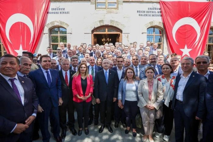 KARADENİZ ERZURUMDA KONUŞTU; GELİYOR GELMEKTE OLAN!