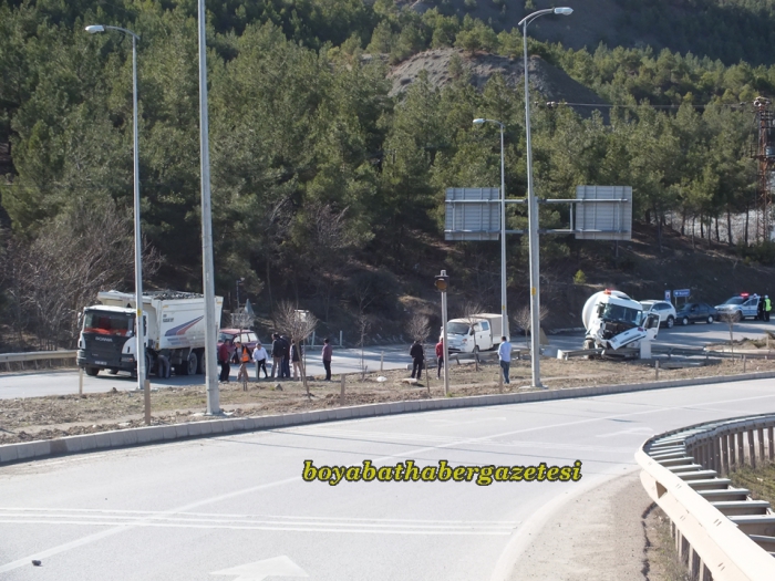 Gaz Yüklü Tanker ve Kamyon Kazasında Faciadan Dönüldü