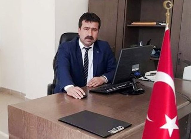 Muhtar Maaşını Mehmetçiğe Bağışladı