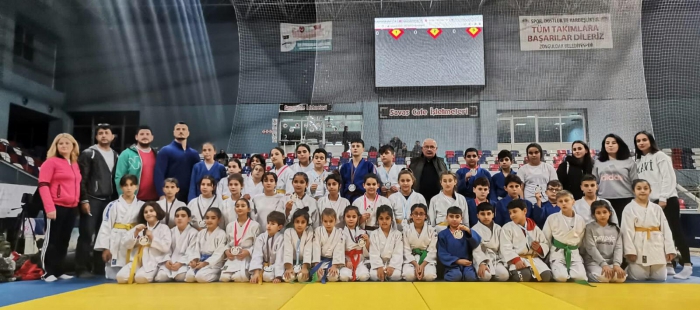 Zonguldak da düzenlenen uluslararası judo turnuvası