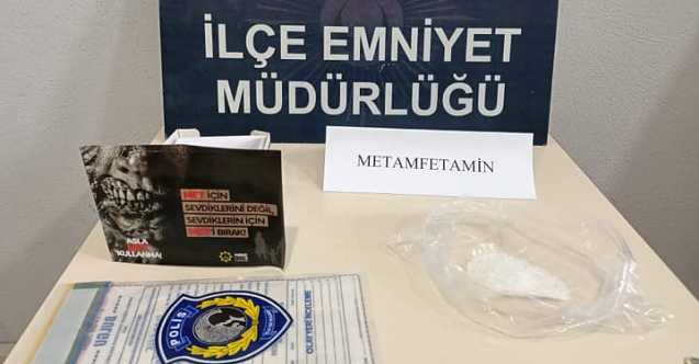 Araçtan ateş etti polise yakalandı