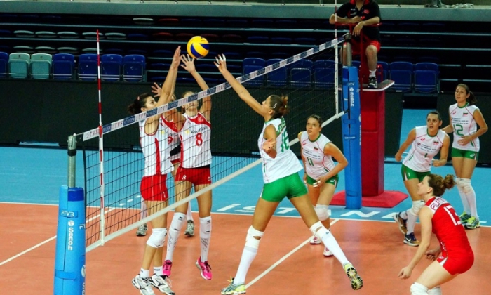 Voleybol Sezonu Büyük Bayanlar Bölgesel Voleybol Grup Müsabakaları Sinop'ta başladı.